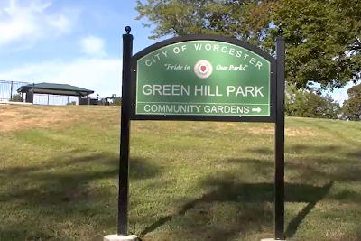 Green Sign for Green Hill Park Community Gardens on Grassy Hill