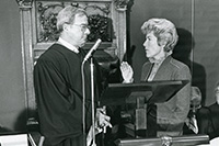 Photo of Sara Robertson Being Sworn in as Mayor