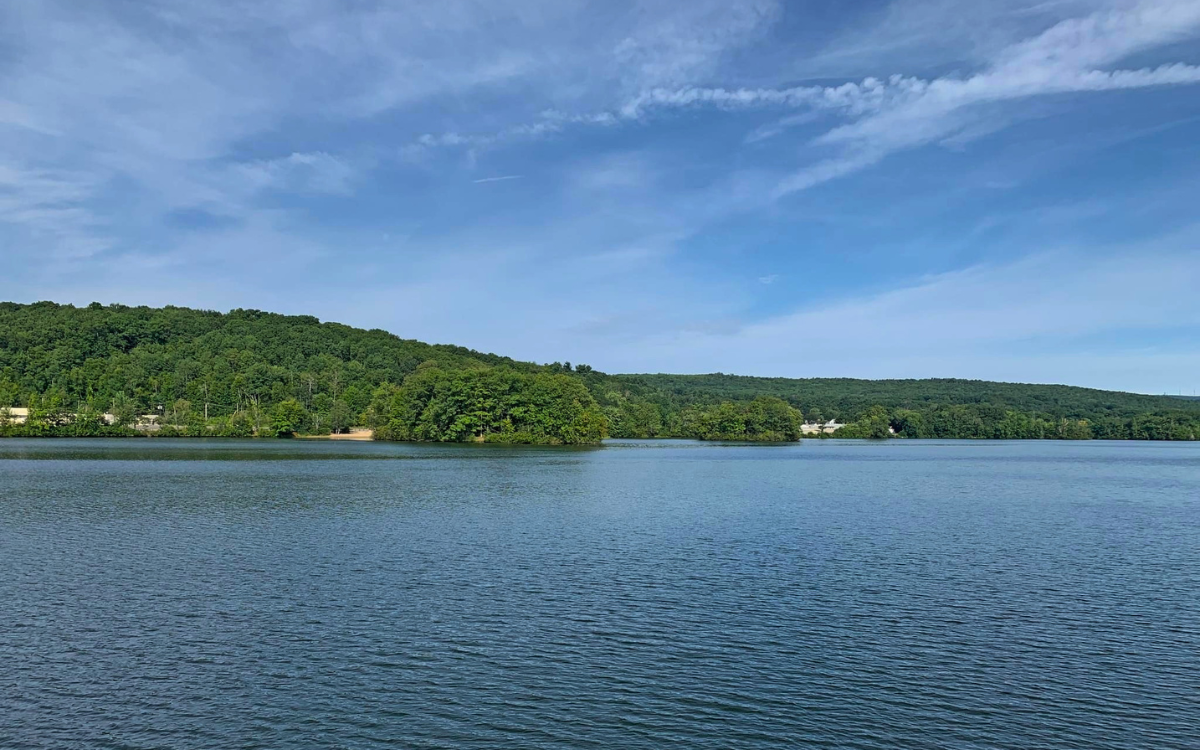 An image of Coes Reservoir 