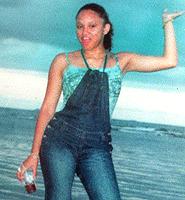 Headshot Photo of Elizabeth Matos at the Beach